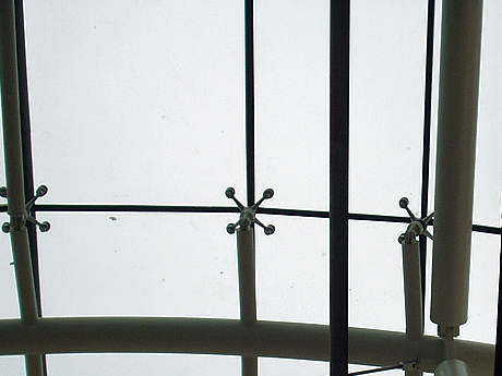 Saralan Glass Design.