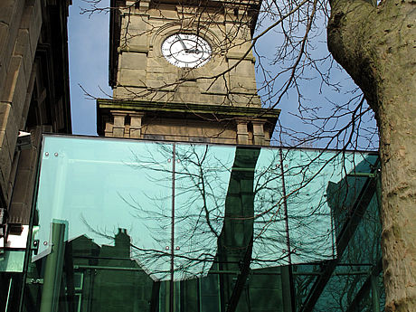 Saralan Glass Design.