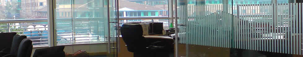 Saralan Ltd - Structural Glass for Commercial Projects.